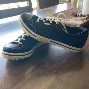Women’s Crocs Golf Shoes
